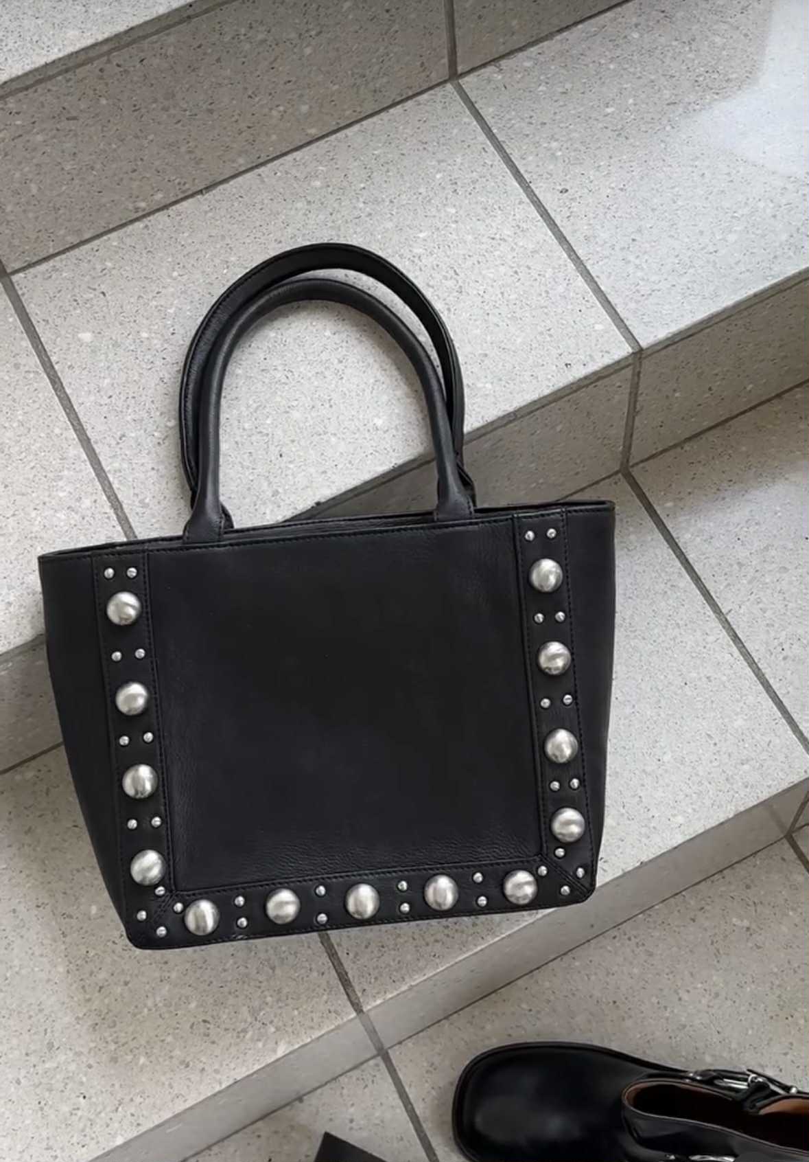 Handtas met studs