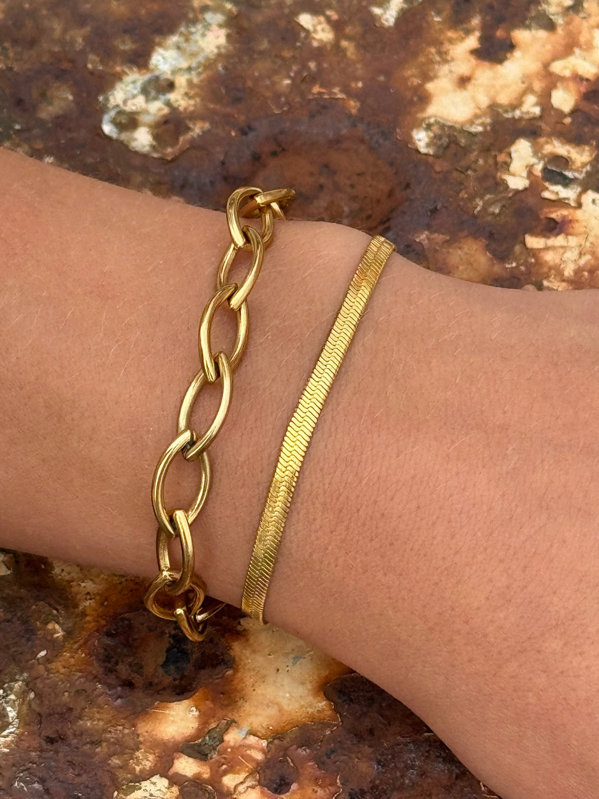 Geschenkset Mascha - Set met 2 vergulde armbanden - Met sieradendoosje
