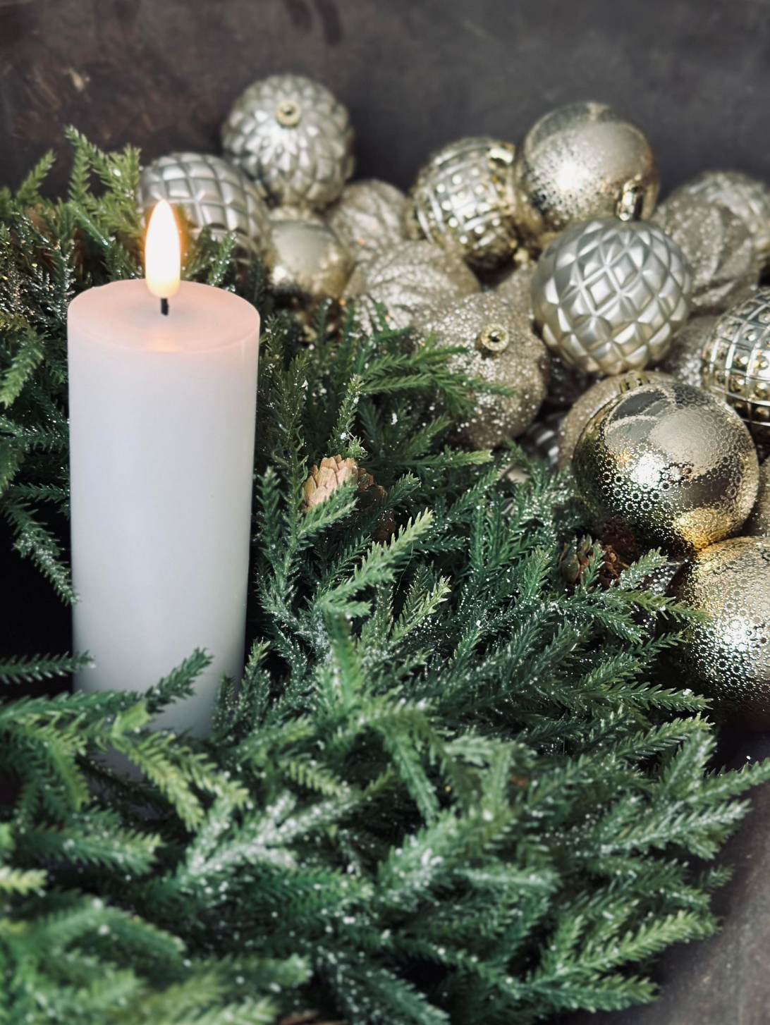 Kerstballen mix box 35 stuks - crème / goud