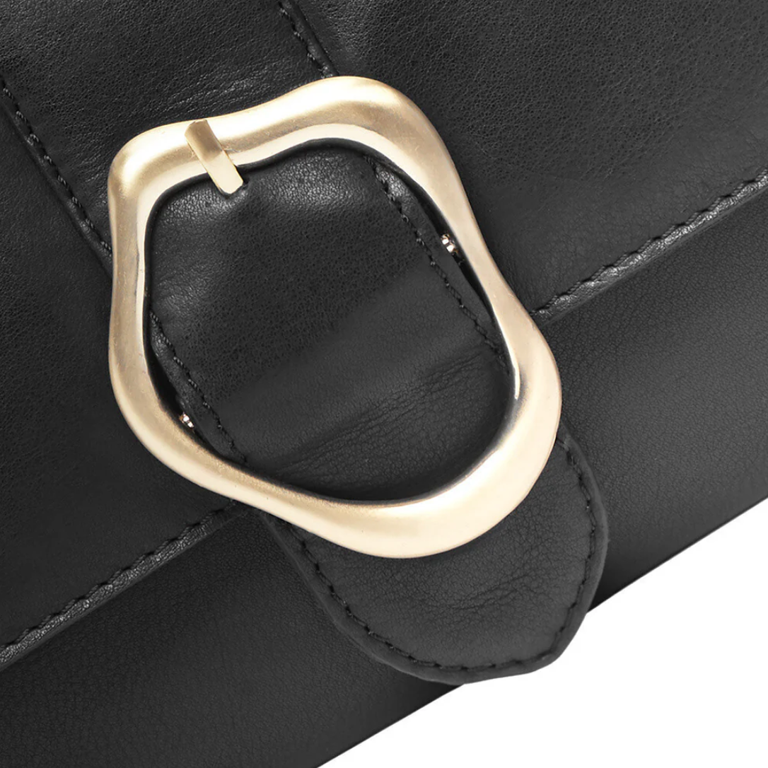 Crossover met gesp - Black leather