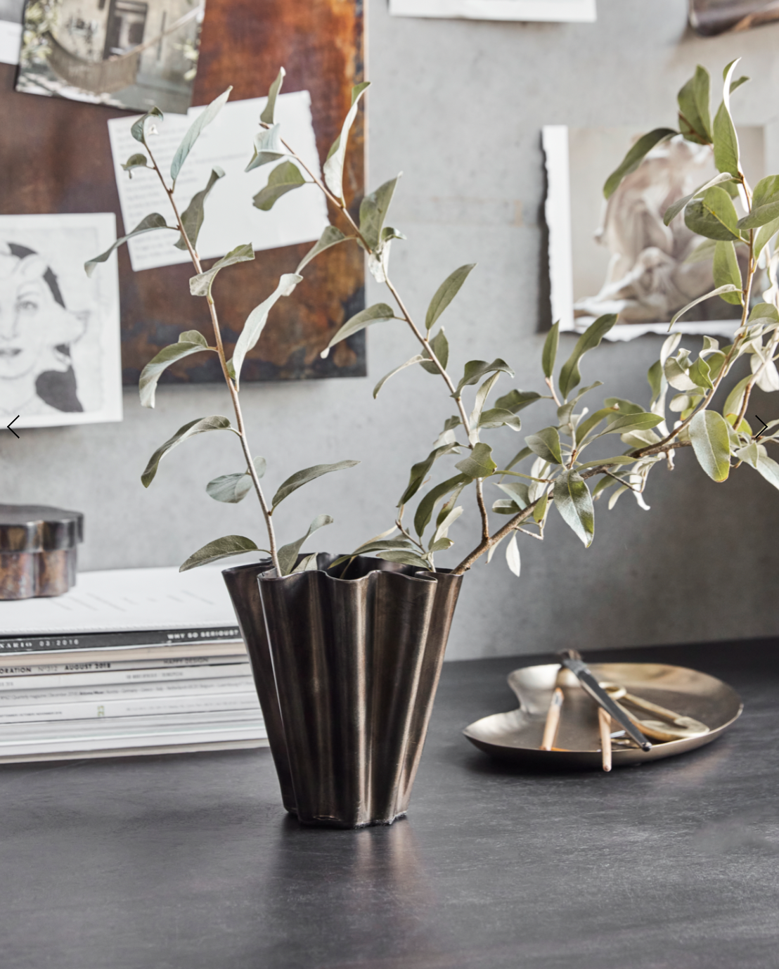 Vaas Antique brown