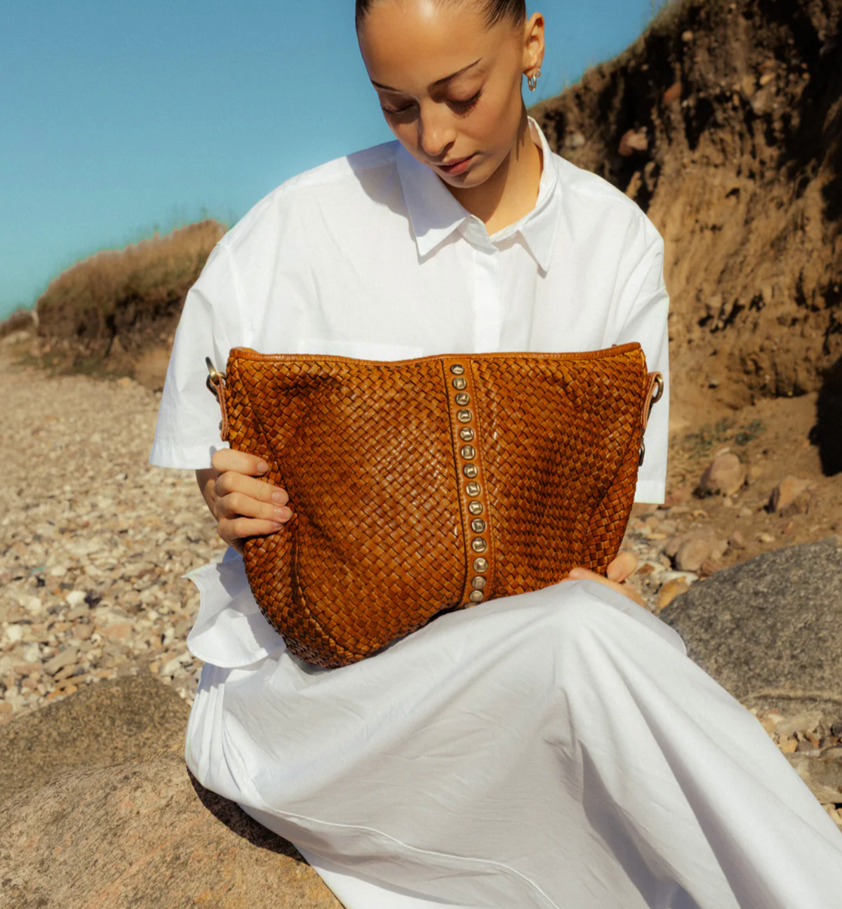 Crossover JOMA vlechtwerk en studs - Cognac
