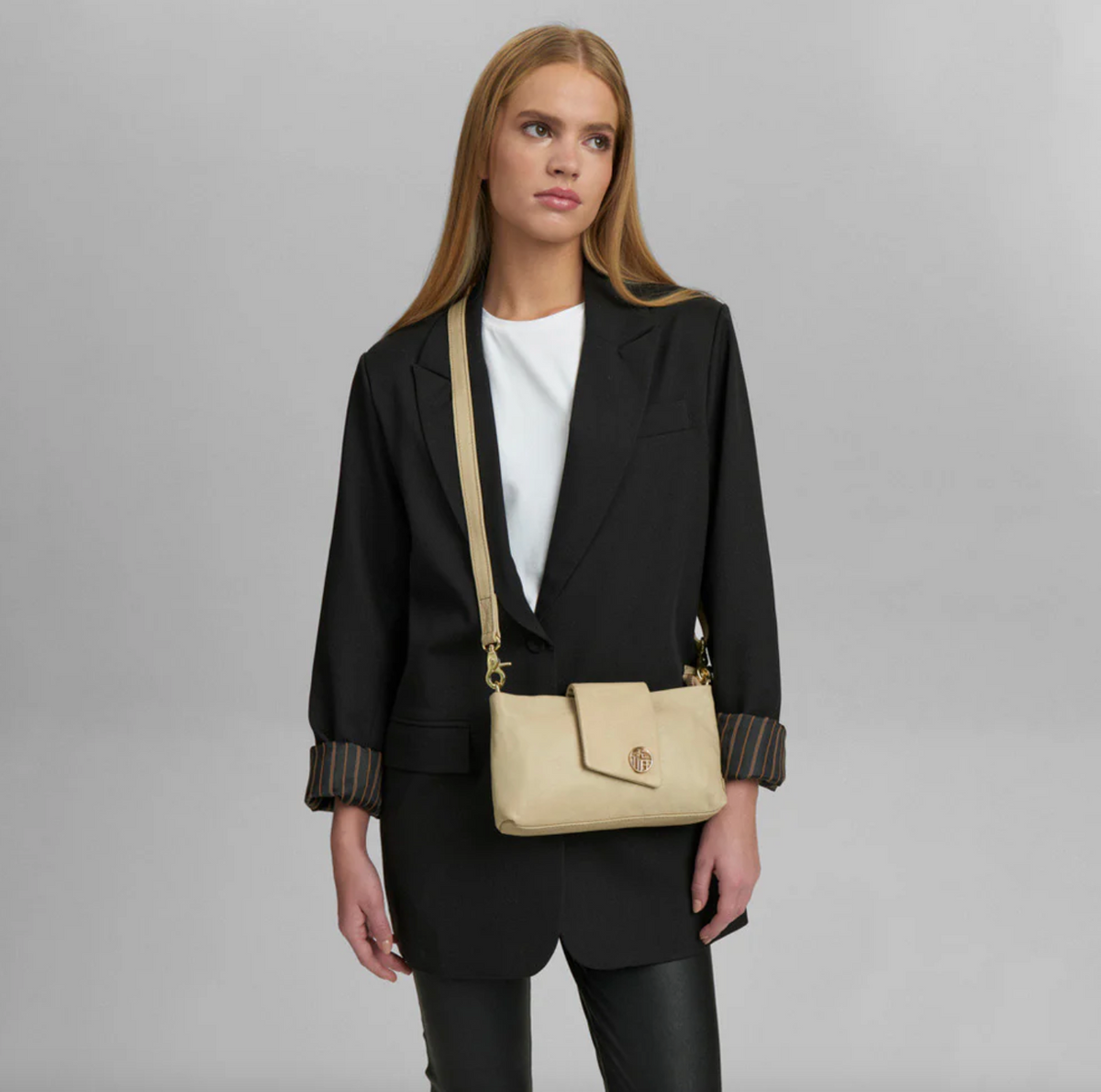 Stijlvolle clutch - Soft sand