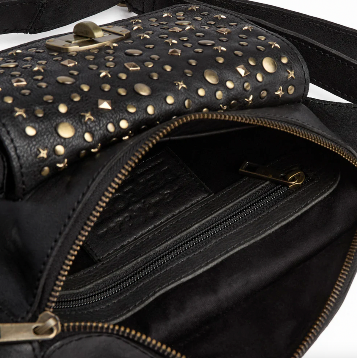 Bumbag met studs - Black