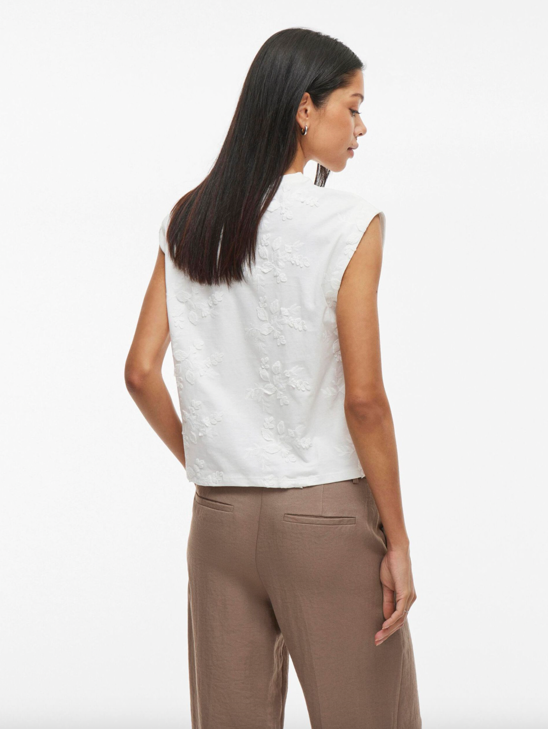Blouse SASJA zonder mouwen met borduurwerk