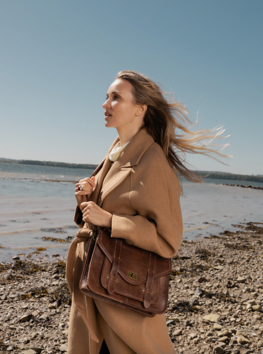 Tas Hallie – Wood