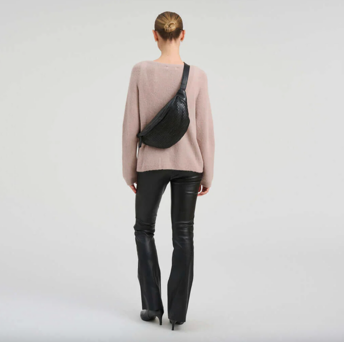 Bumbag met geperforeerd patroon