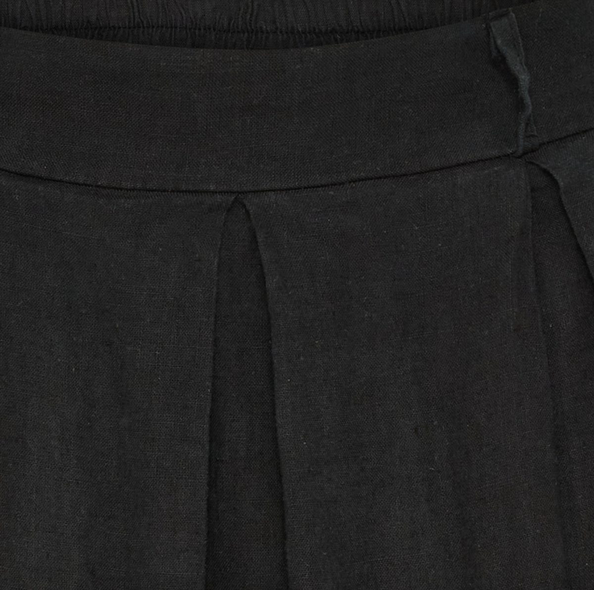 Rok MdcLeona - Black
