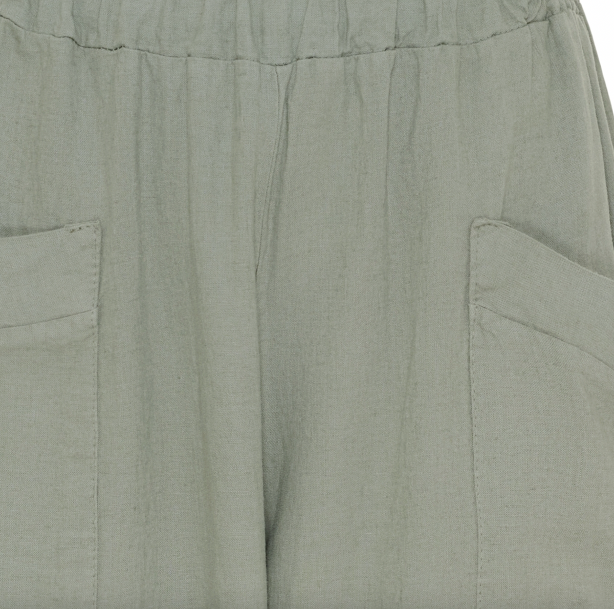 Broek Maud military