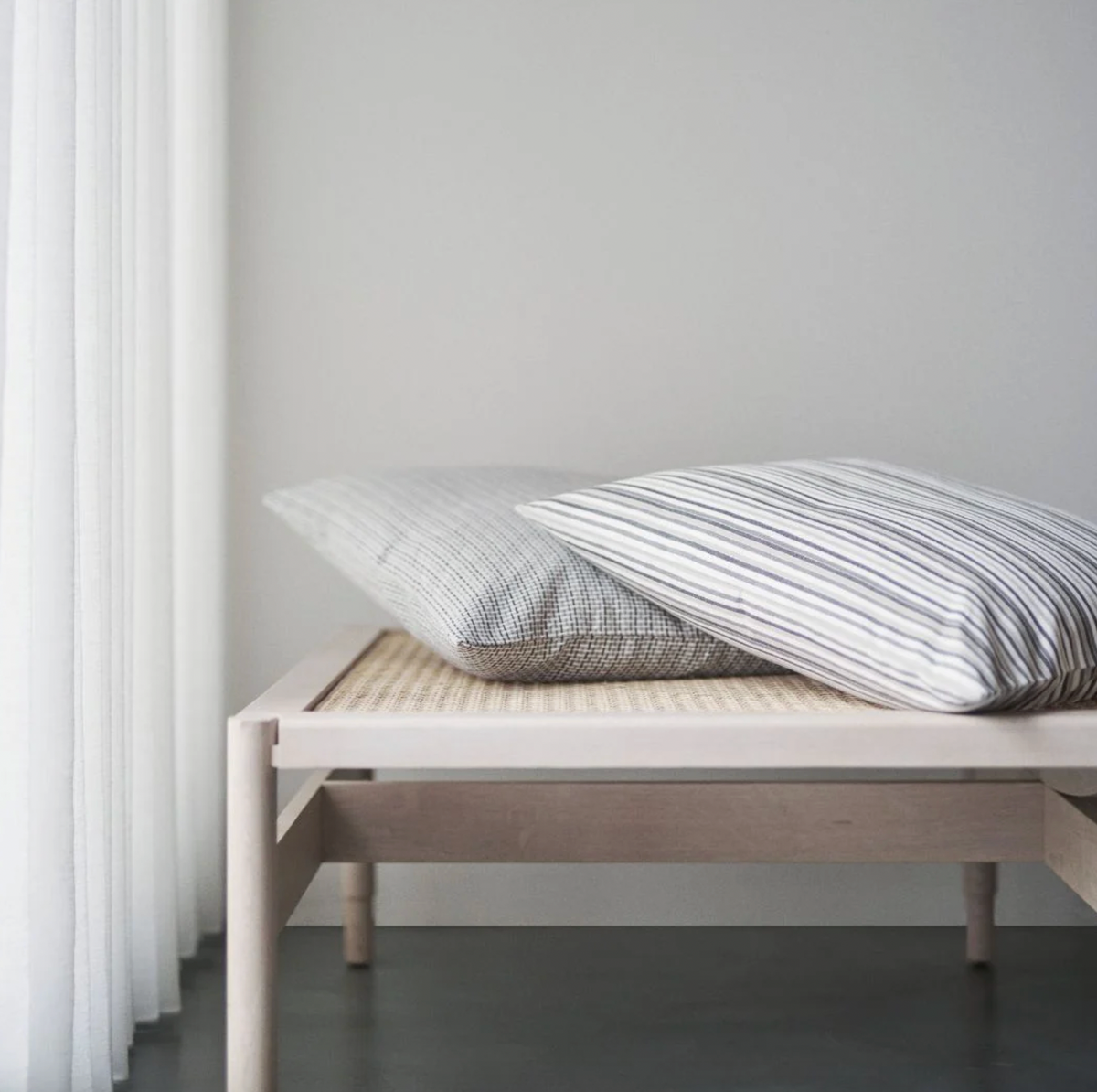 Kussensloop by Mogensen - Small Stripes 50x50