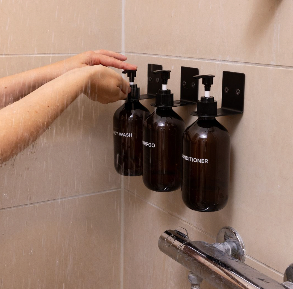 Zeepdispenser set - 3 flessen met ophanging