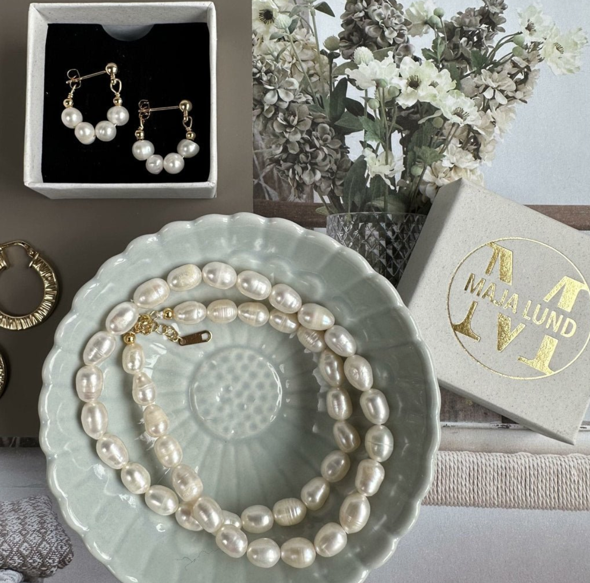 Ketting Tinka m. Gebroken witte zoetwaterparels