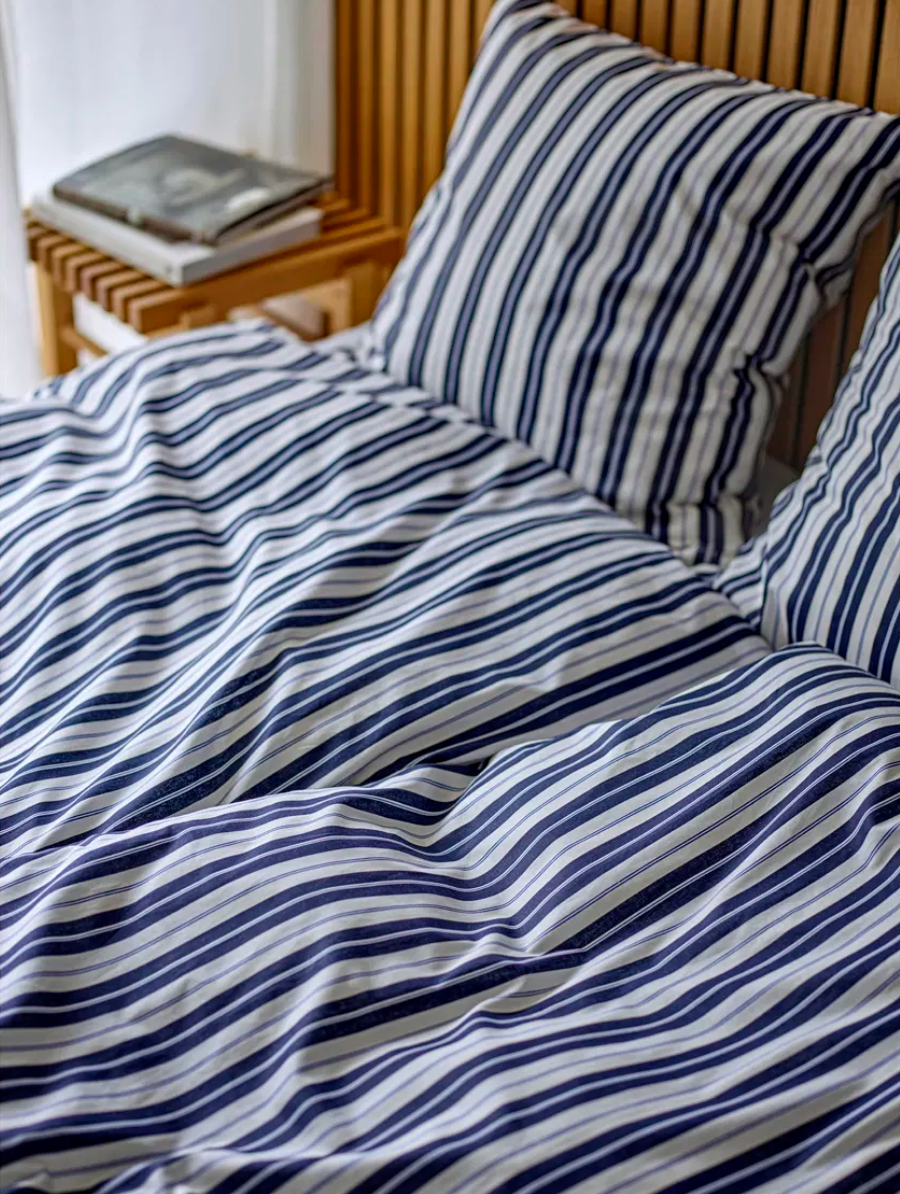 Beddengoedset, Flow navy blue, 140x220 - 63x60
