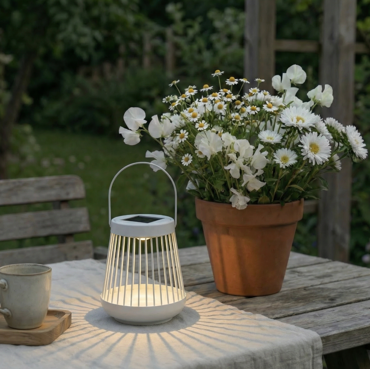 Lantaarn op zonnecellen - Wit metaal