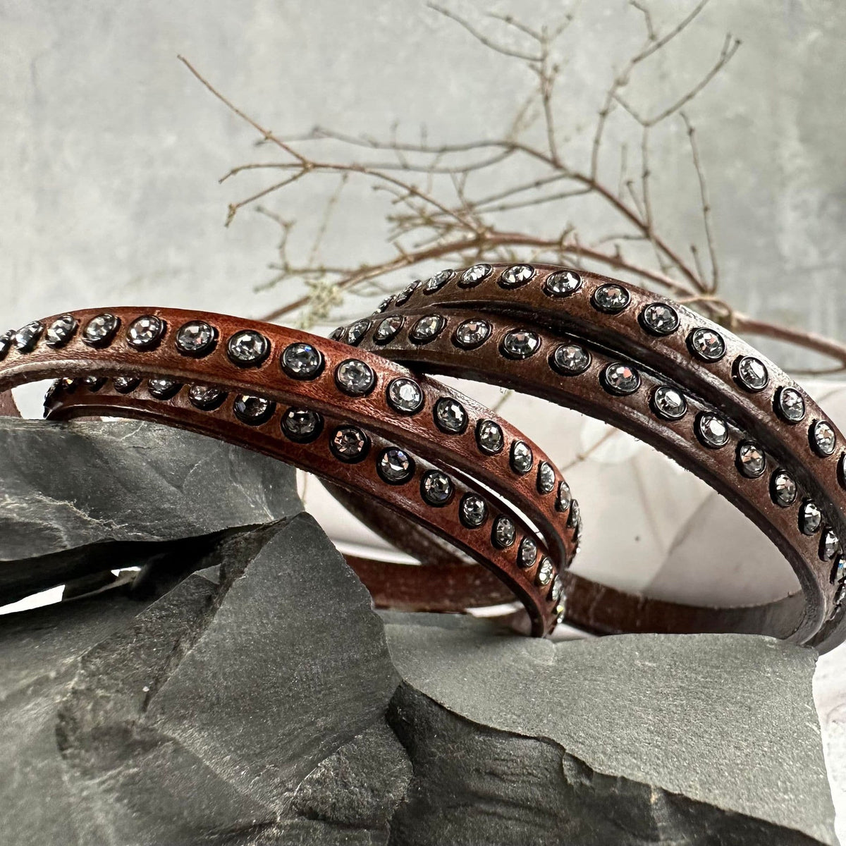 Armbånd Brown m. Swarowski sten - VIAMAJA.DK