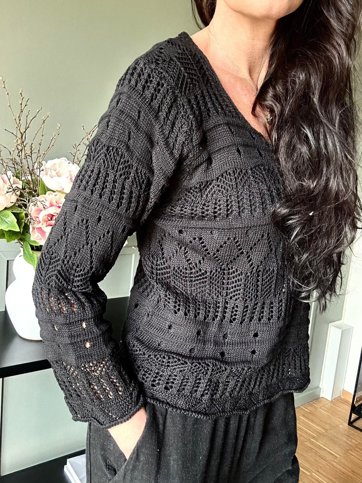 Bluse Viga Black - VIAMAJA.DK