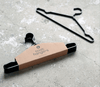 Hanger in stijlvol design - Zwart aluminium