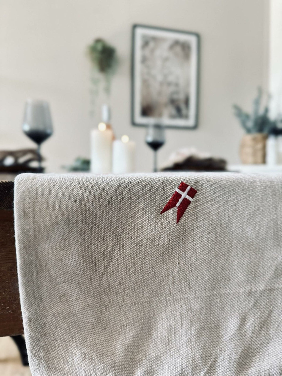 Bordløber med flag – Flere størrelser - VIAMAJA.DK
