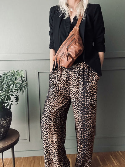 Bukser Leopard dark - VIAMAJA.DK