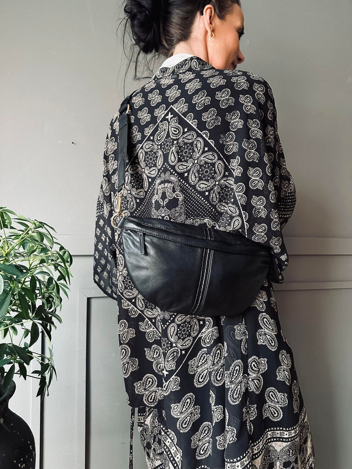 Bumbag m. kontrast - Black - VIAMAJA.DK