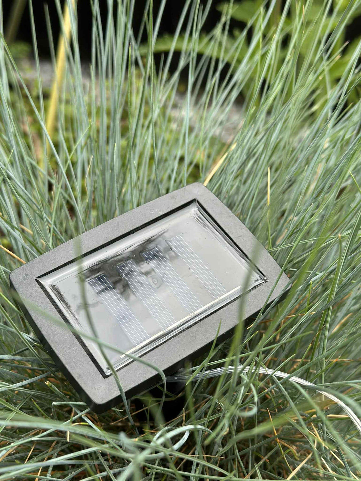 Lichtslinger Laura met zonnepanelen - Buiten met 10 en 20 lampen