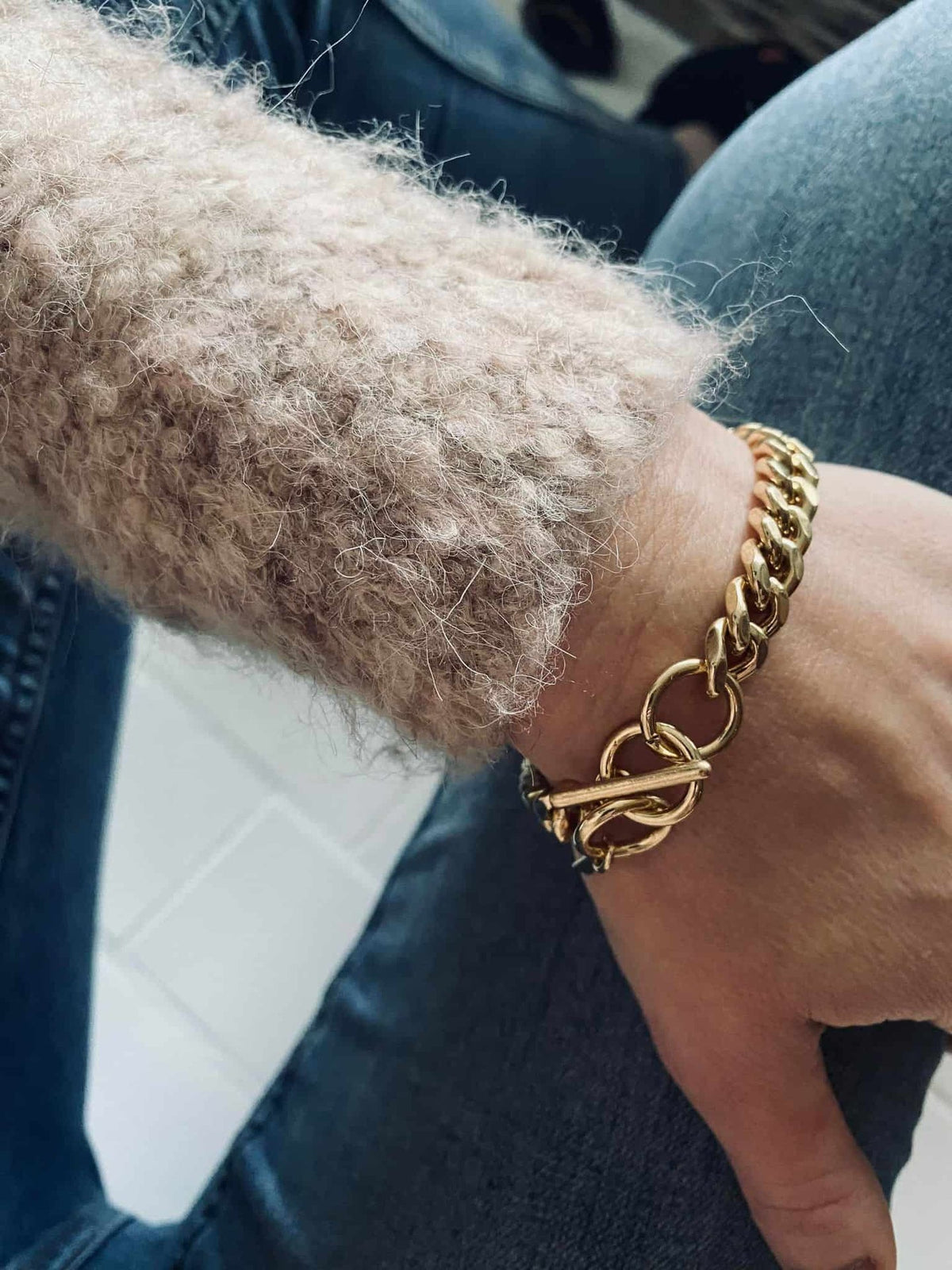 Chunky armbånd // Guldbelagt - VIAMAJA.DK