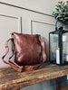 Cool crossbody MATRIX in zacht bruin leer