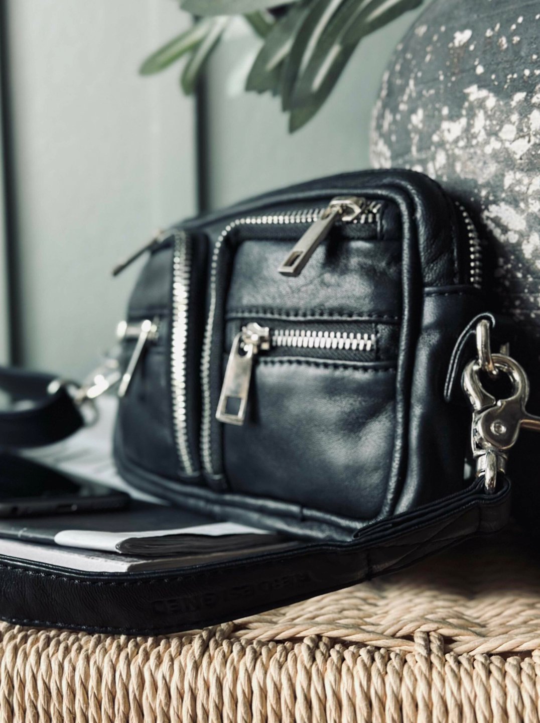 Crossbody Geneva – Black / silver - VIAMAJA.DK