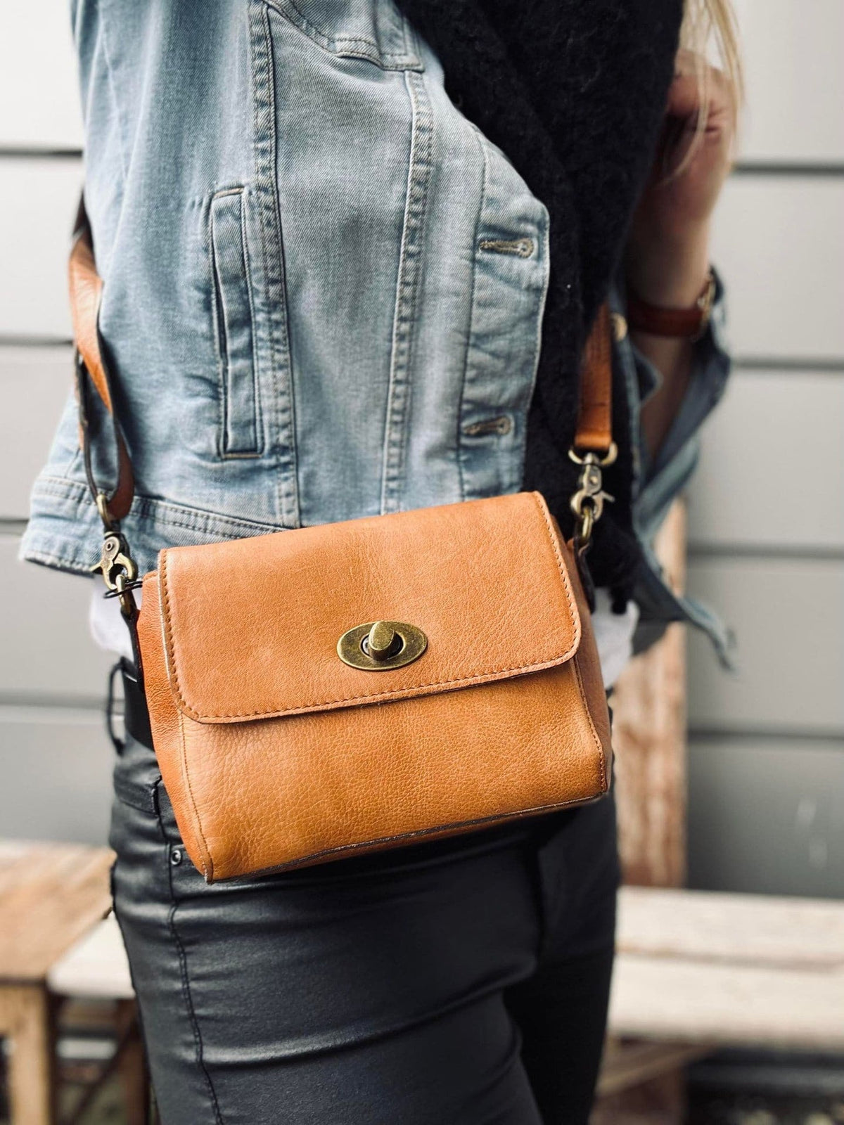 Crossover LUX Cognac - Small - VIAMAJA.DK