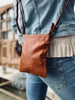 Crossovertas voor mobiel - OLINE Walnut