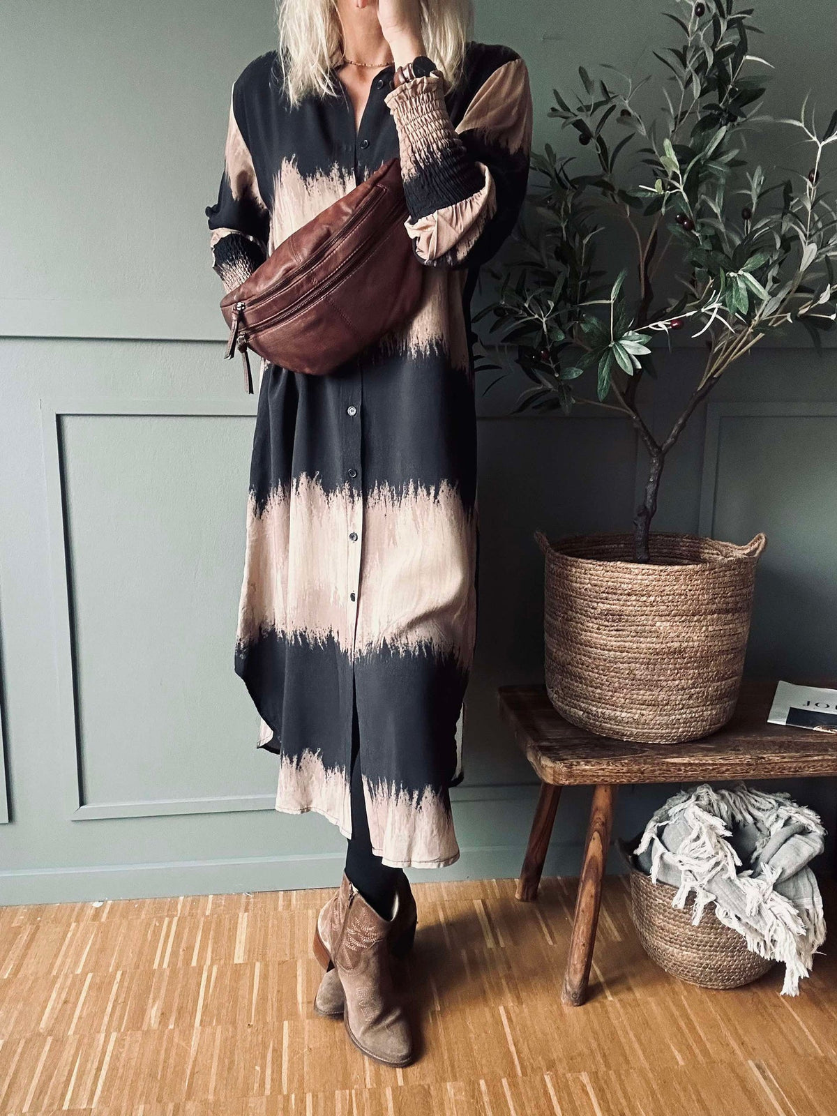 Jurk Merle Dark Camel