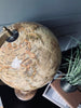 Globus op hoge houten voet - Beige