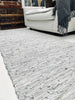 Vloerkleed van lichtgrijs leer - 70x200cm