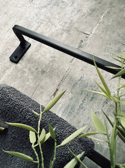 Håndklædeholder - Black 80cm - VIAMAJA.DK