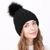 Muts met pompon - Black