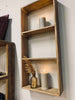 Plank van ruw gerecycled hout