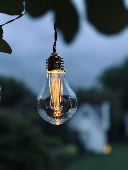 LED Lyskæde med solceller - Udendørs med 10 pære - VIAMAJA.DK