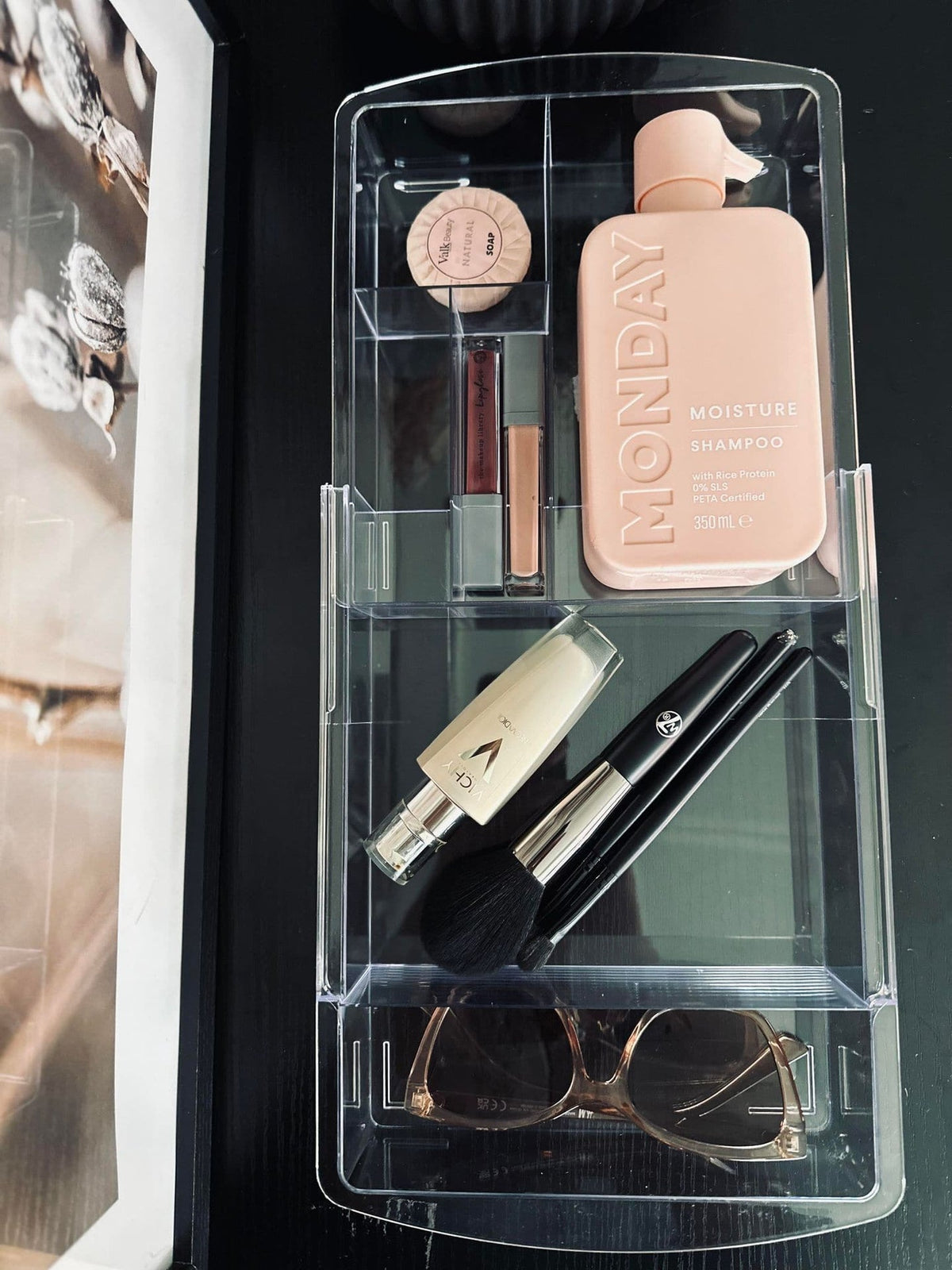 Makeup organizer i Akryl - Justerbar - VIAMAJA.DK