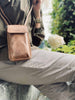Mobiele crossbody FREJA, Raw brown