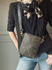 Mobiltas Deluxe met studs - kalfsleer