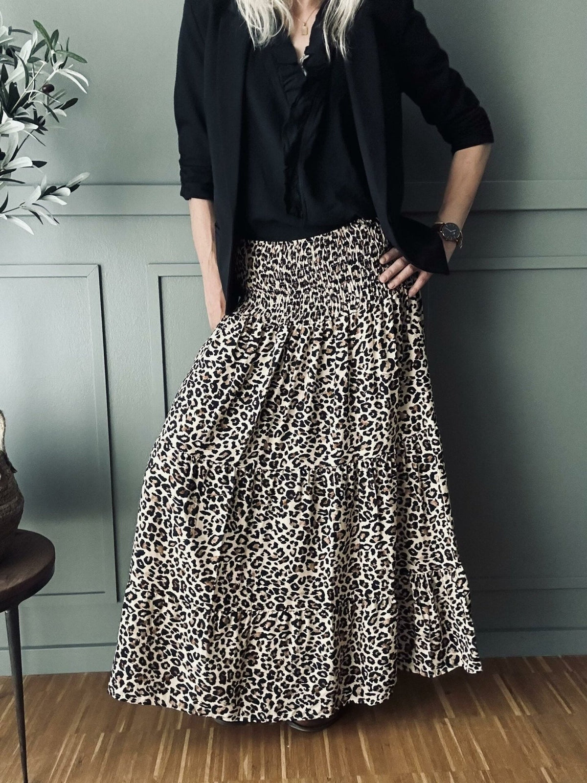 Nederdel med smock – Leopard - VIAMAJA.DK