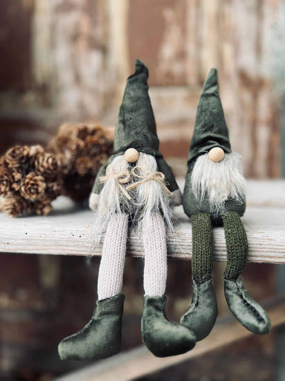 Nisse i velour med lange ben - Grøn 22cm - VIAMAJA.DK