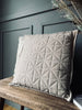 Kussen inclusief vulling - QUILT