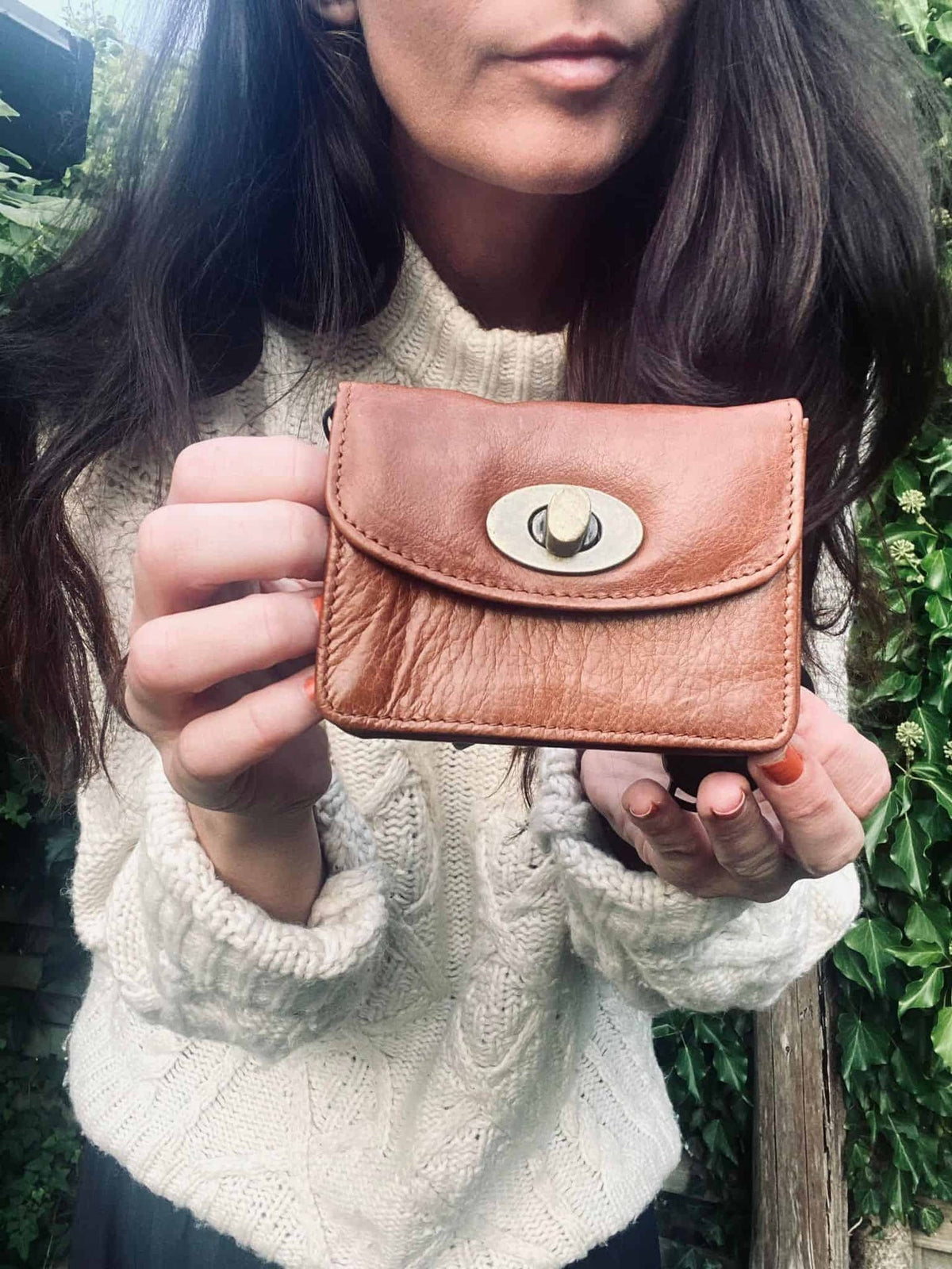 Pung Elsa small Walnut - VIAMAJA.DK