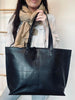 Shopper Jessie black leather – Lichtgewicht