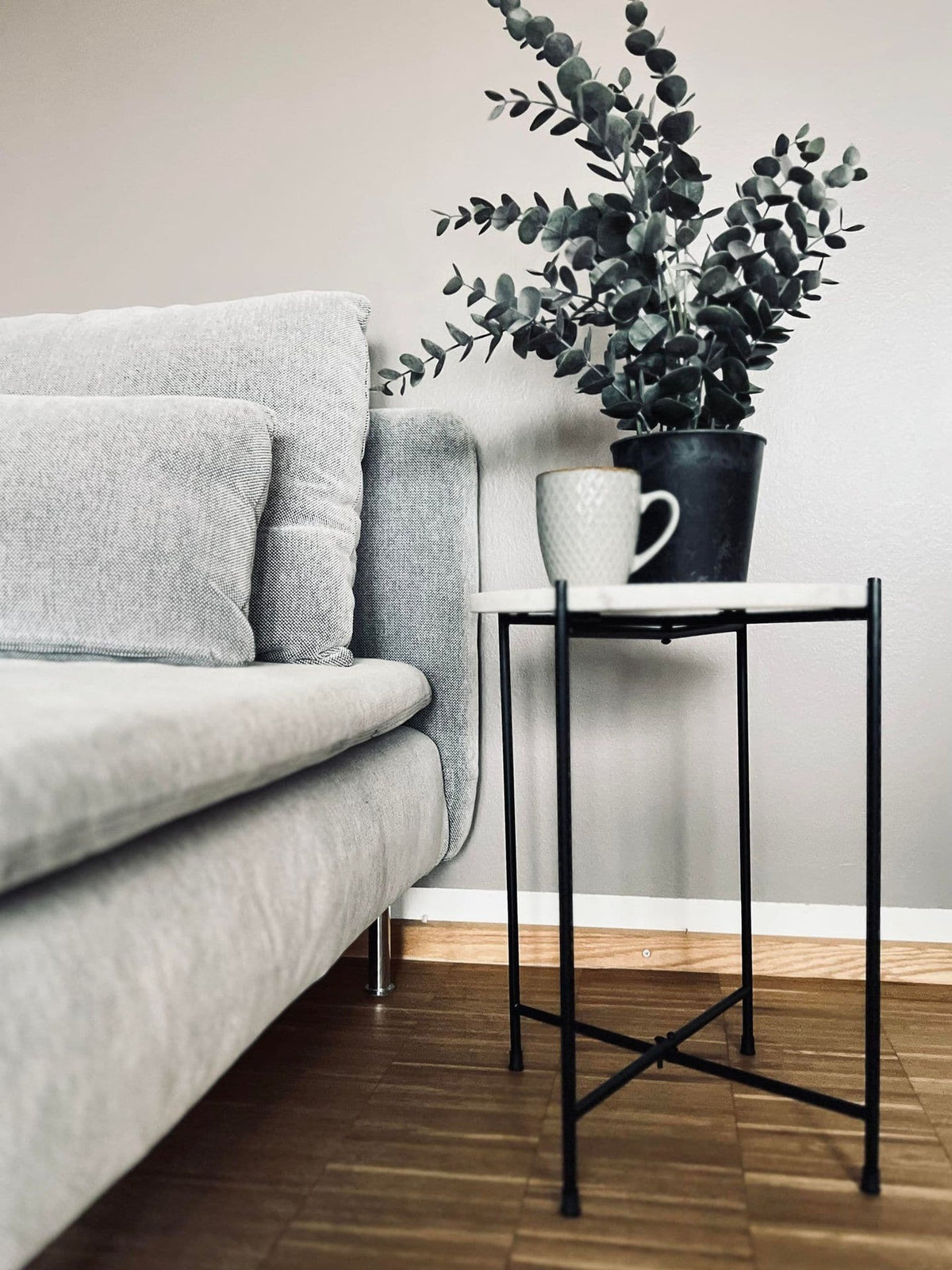 Sidebord - Hvid marmor - VIAMAJA.DK