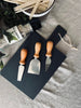 Tapas set met 3 messen en plank in leisteen