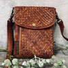 Tas – Lesley Walnut