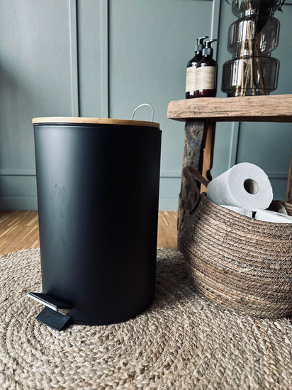Toiletspand med bambus låg - Sort Big size - VIAMAJA.DK