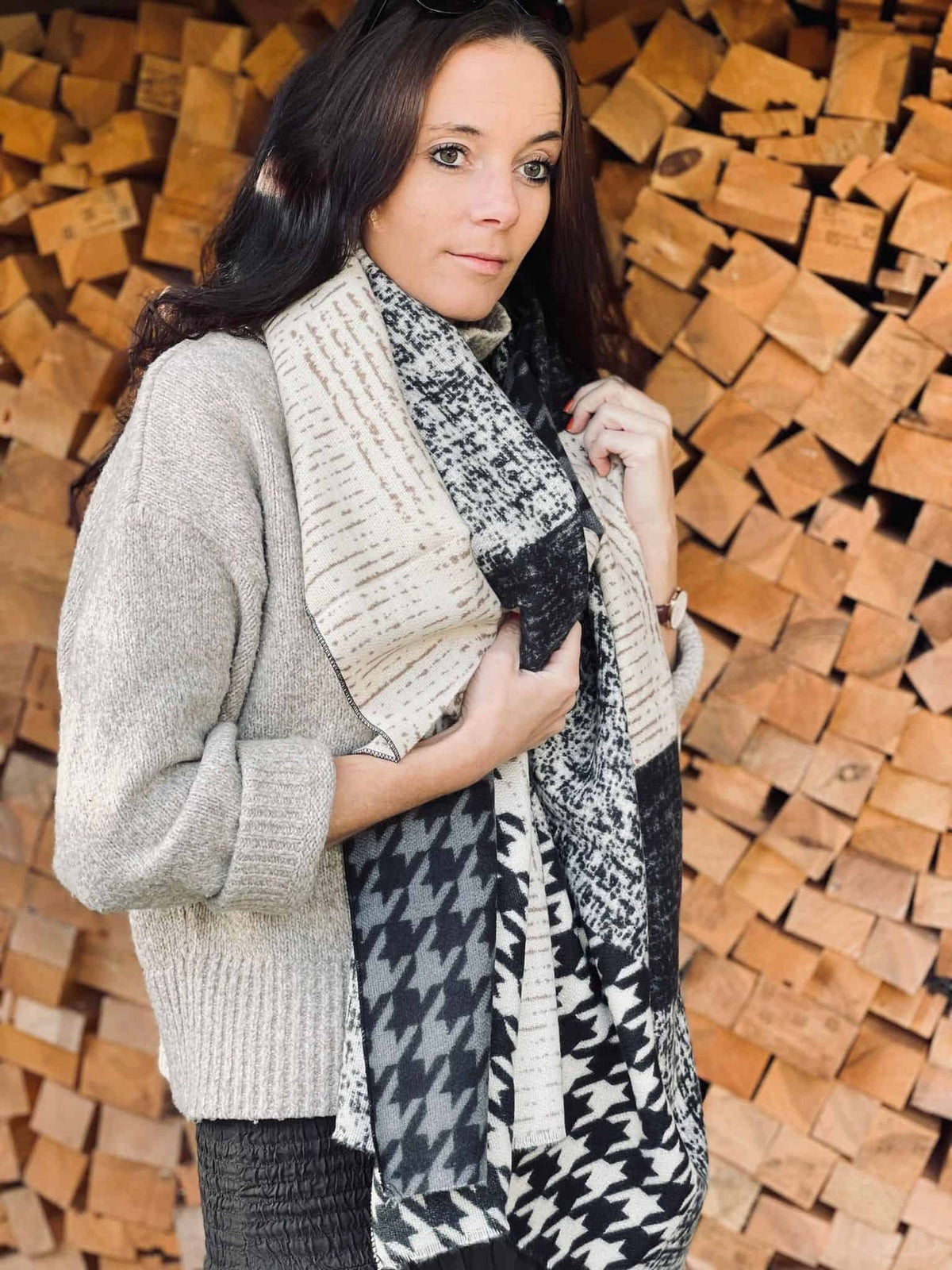 Tørklæde – patchwork Black - VIAMAJA.DK